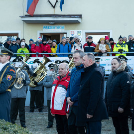 Zväčšiť fotografiu - V lesoch nad cigľom pochodovala vyše dve tisícka turistov - TSK_Pochod Cigeľ_mini-5